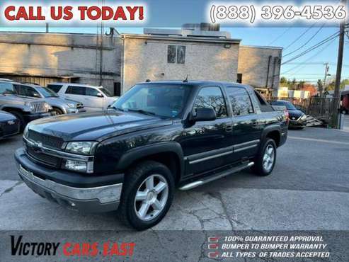 2004 Chevrolet Avalanche 1500 5dr Crew Cab 130 WB 4WD Z71 Pickup for sale in Huntington, NY