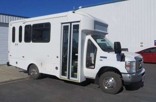 Bus with Wheelchair Lift, Low Miles - cars & trucks - by owner -... for sale in Idaho Falls, MT