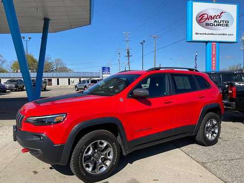 2019 Jeep Cherokee Trailhawk 4WD - - by dealer for sale in Grand Rapids, MI