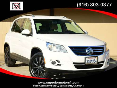 2011 VOLKSWAGEN TIGUAN se 4 matic awd 56k miles clean title !!! -... for sale in Sacramento, NV