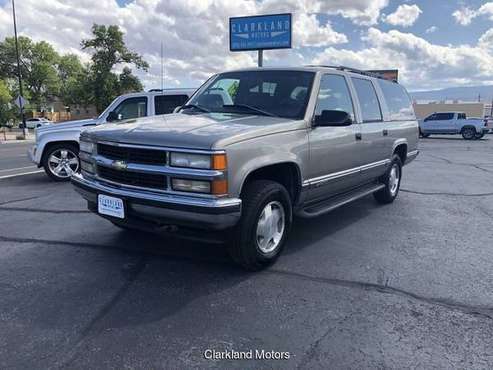 1998 CHEVROLET SUBURBAN K1500 LT 4x4 5.7 only 97K 2 owner leather Nice for sale in Grand Junction, CO