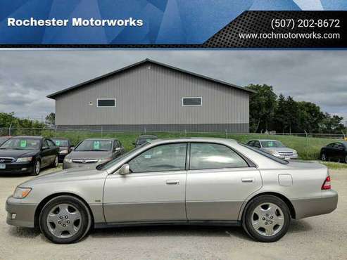 2001 Lexus ES 300 - cars & trucks - by dealer - vehicle automotive... for sale in Rochester, MN