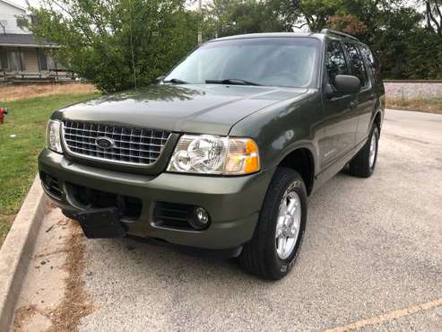 2004 Ford Explorer XLT - cars & trucks - by dealer - vehicle... for sale in Evergreen Park, IL