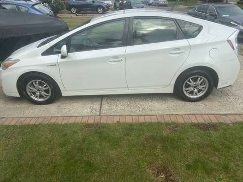 2010 Toyota pruis $3500 Firm - cars & trucks - by owner - vehicle... for sale in Lynbrook, NY