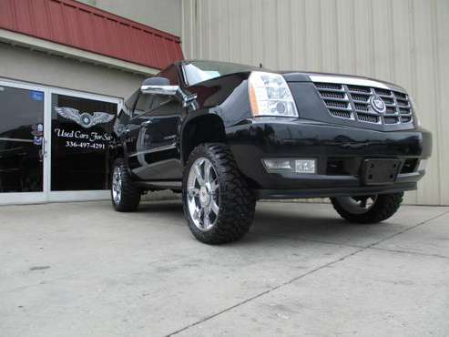 BAD A$$ LIFTED 2011 CADILLAC ESCALADE AWD PREMIUM 6.2 V8 22'S *CHEAP!* for sale in KERNERSVILLE, SC