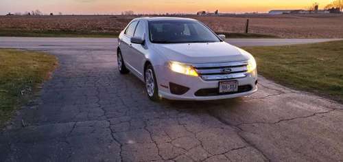 2011 Ford Fusion SE - cars & trucks - by owner - vehicle automotive... for sale in Spring Grove, IL
