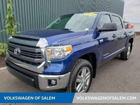 2014 Toyota Tundra 4WD 4x4 Truck CrewMax 5.7L V8 6-Spd AT SR5 Crew... for sale in Salem, OR