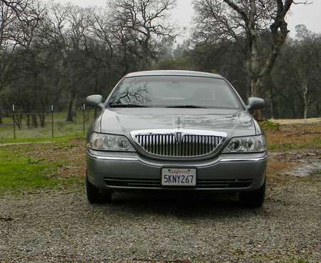 Lincoln Town Car 2004 for sale in Yuba City, CA