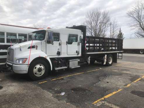 2014 kenworth t370 crewcab - cars & trucks - by owner - vehicle... for sale in Edison, NY