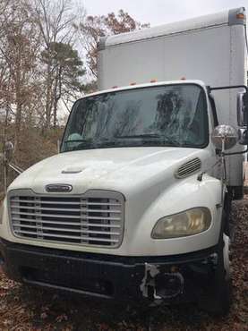 26’ box truck for sale in Lithonia, GA