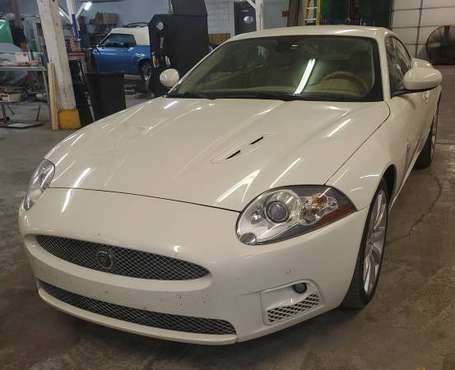 2008 Jaguar XKR - cars & trucks - by owner - vehicle automotive sale for sale in Sauget, MO
