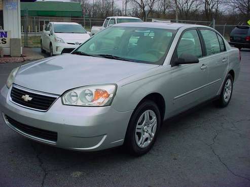 2006 CHEVY MALIBU LS - GOOD CONDITION !! - cars & trucks - by dealer... for sale in Columbus, OH