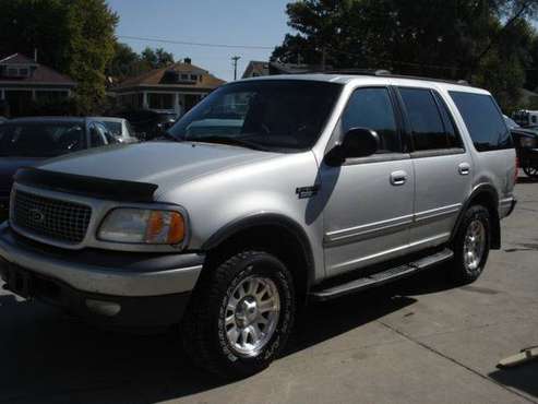 2001 Ford Expedition - cars & trucks - by dealer - vehicle... for sale in ottumwa, IA
