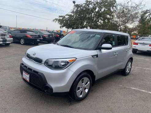 2014 KIA SOUL GL WE WILL BEAT ANYBODYS PRICE - cars & trucks - by... for sale in Madera, CA