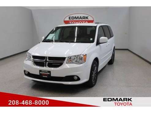 2017 Dodge Grand Caravan SXT hatchback White Knuckle Clearcoat for sale in Nampa, ID