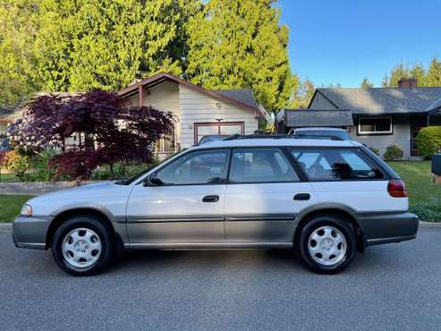 1998 Subaru Outback wagon AWD automatic Great transportation - cars for sale in Seattle, WA