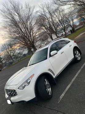2009 Infiniti FX FX35 Sport Utility 4D - cars & trucks - by owner -... for sale in Chicopee, MA