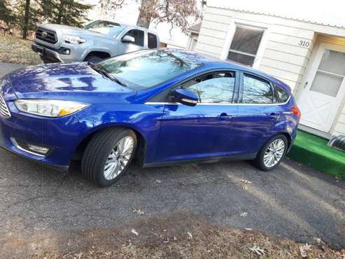 2015 Ford Focus - cars & trucks - by owner - vehicle automotive sale for sale in Minneapolis, MN
