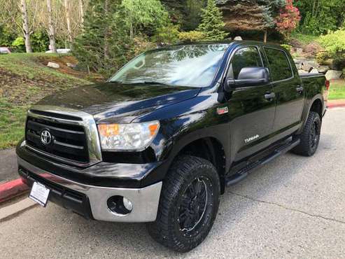 2013 Toyota Tundra CrewMax SR5 4WD 5 7L V8 - Lifted, Clean title for sale in Kirkland, WA