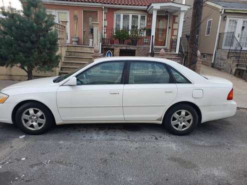 2000 Toyota Avalon XL - cars & trucks - by owner - vehicle... for sale in Flushing, NY