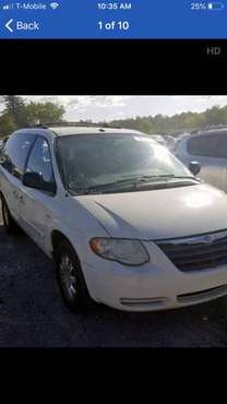 2007 Chrysler Town&conty for sale in Stamford, NY