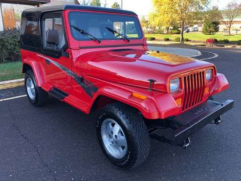 Jeep Wrangler YJ only 86k all ORIGINAL PAINT 5 speed NO RUST - cars... for sale in Warrington, NY