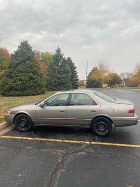 1998 Toyota Camry LE V6 (145k) - cars & trucks - by owner - vehicle... for sale in Omaha, NE