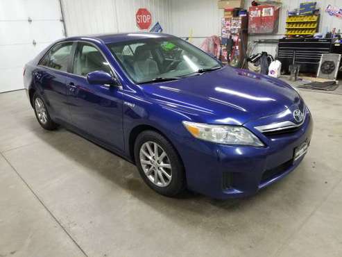 2010 Toyota Camry Hybrid - cars & trucks - by dealer - vehicle... for sale in Norwalk, IA