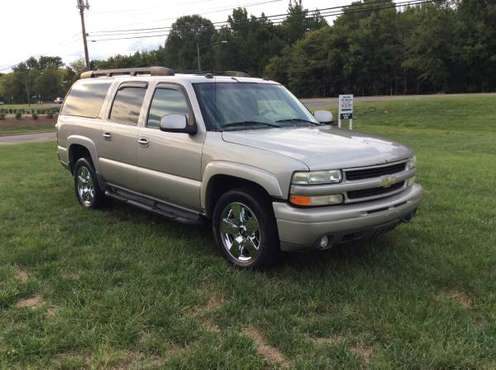 2005 CHEVROLET SUBURBAN LT Z71 4X4 EVERY OPTION EXCELLENT CONDITION... for sale in Charlotte, NC