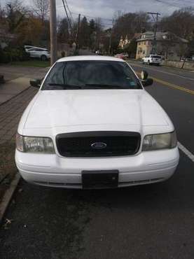 Ford Crown Victoria Looks, Runs, & Drives Great! - cars & trucks -... for sale in STATEN ISLAND, NY