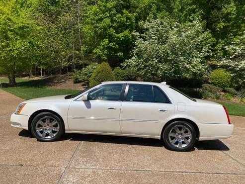 2011 Cadillac platinum DTS for sale in Knoxville, TN