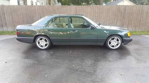 1987 Mercedes 300E for sale in Torrington, CT