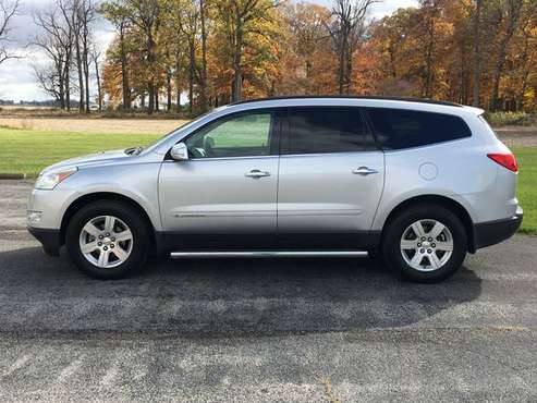2009 Chevrolet Traverse LT 3rd Row Southern Truck only $6950 - cars... for sale in Chesterfield Indiana, IN