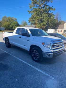 2016 TOYOTA TUNDRA - cars & trucks - by owner - vehicle automotive... for sale in Roseboro, NC