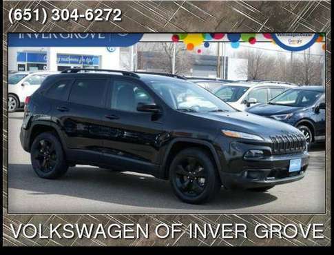 2018 Jeep Cherokee Latitude - - by dealer - vehicle for sale in Inver Grove Heights, MN