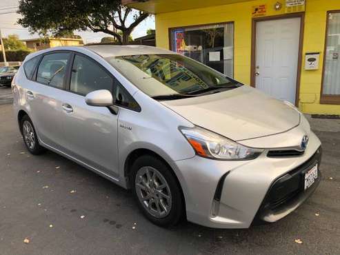 2015 Toyota Prius V Hybrid Silver 1-owner Clean Title Excellent for sale in El Cerrito, CA