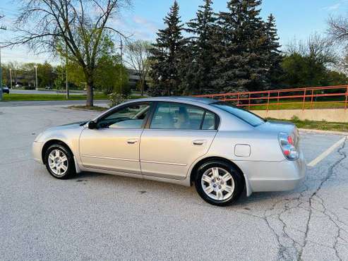 2006 Nissan Altima no emails please for sale in milwaukee, WI