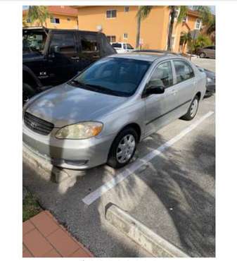 Toyota Corolla 2004 - cars & trucks - by owner - vehicle automotive... for sale in Hialeah, FL
