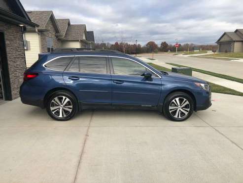 2019 Subaru Outback Limited - cars & trucks - by owner - vehicle... for sale in Columbia, MO