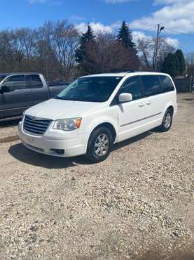 For Sale 2010 Chrysler Town & Country - - by dealer for sale in Kenosha, WI