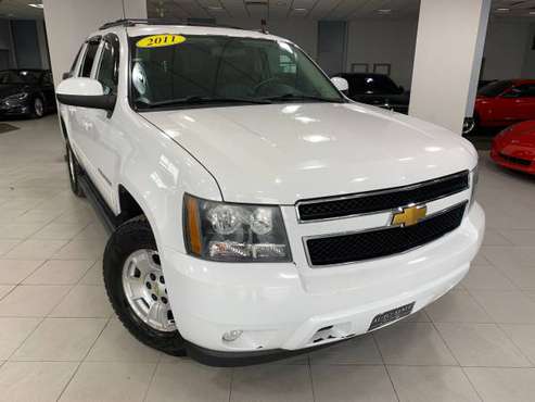2011 CHEVROLET AVALANCHE LT - cars & trucks - by dealer - vehicle... for sale in Springfield, IL