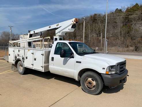 2003 Ford F-350 - MTI Bucket Utility Boom Truck - Clean Title - cars for sale in Imperial, MO