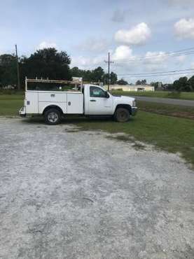 2010 Chevy ¾ ton with utility bed for sale in Lake Charles, LA