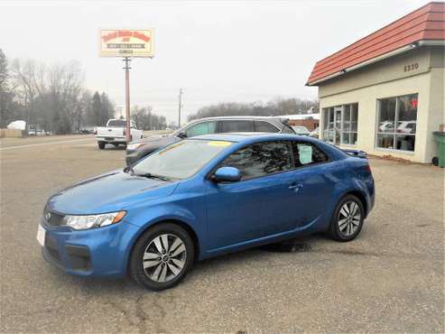 2013 KIA FORTE COUPE EX MODEL - cars & trucks - by dealer - vehicle... for sale in Maple Plain, MN