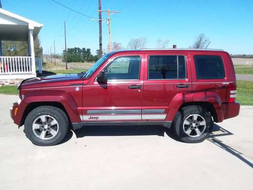 Jeep Liberty 4wd for sale in New Auburn, WI