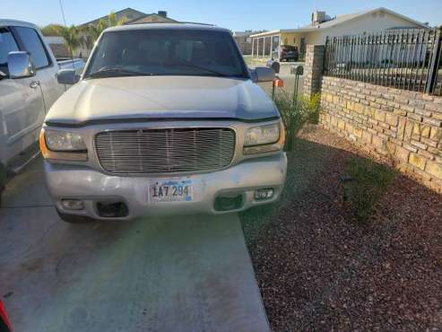 99 GMC YUKON Denali 4x4 SUV for sale in Yuma, AZ