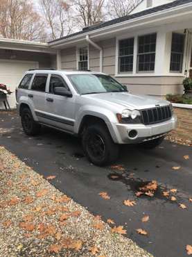 2005 Jeep Grand Cherokee - cars & trucks - by owner - vehicle... for sale in Monroe, CT