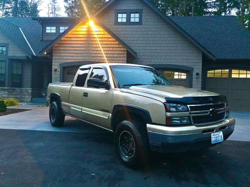 2007 Silverado 1500 4x4: Excellent Condition - cars & trucks - by... for sale in Seattle, WA