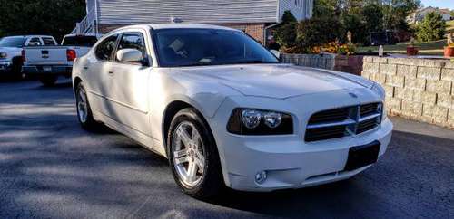 2008 charger rt hemi 5.7 v8 fully loaded for sale in Princeton, WV