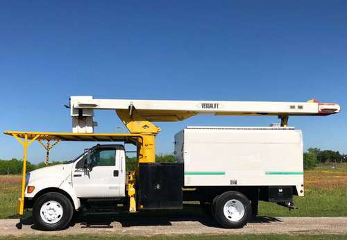 2005 Ford F-750 Dump truck 60ft bucket for sale in San Antonio, TX